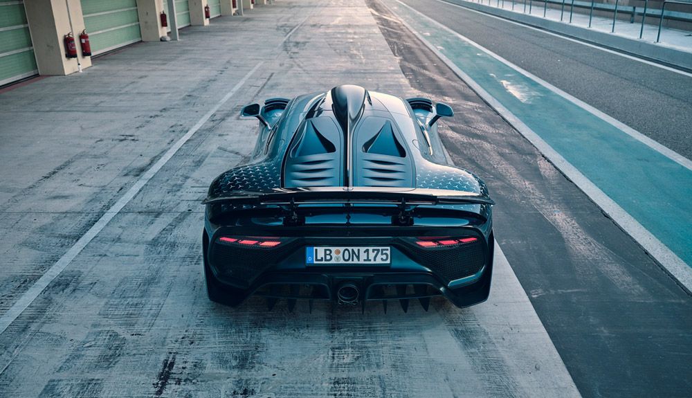 Mercedes-AMG ONE 2023.