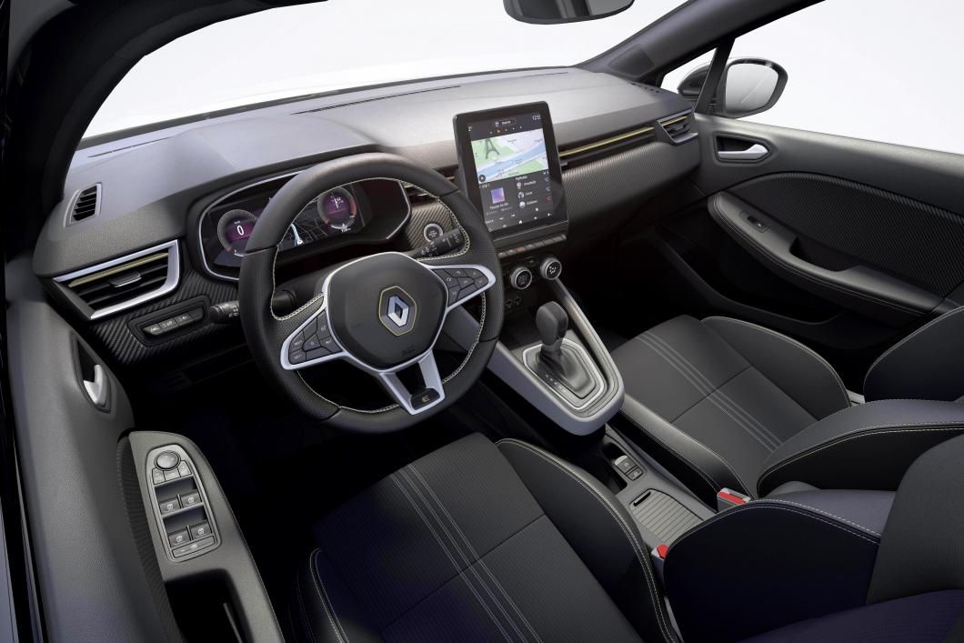 Renault Clio E-Tech Engineered