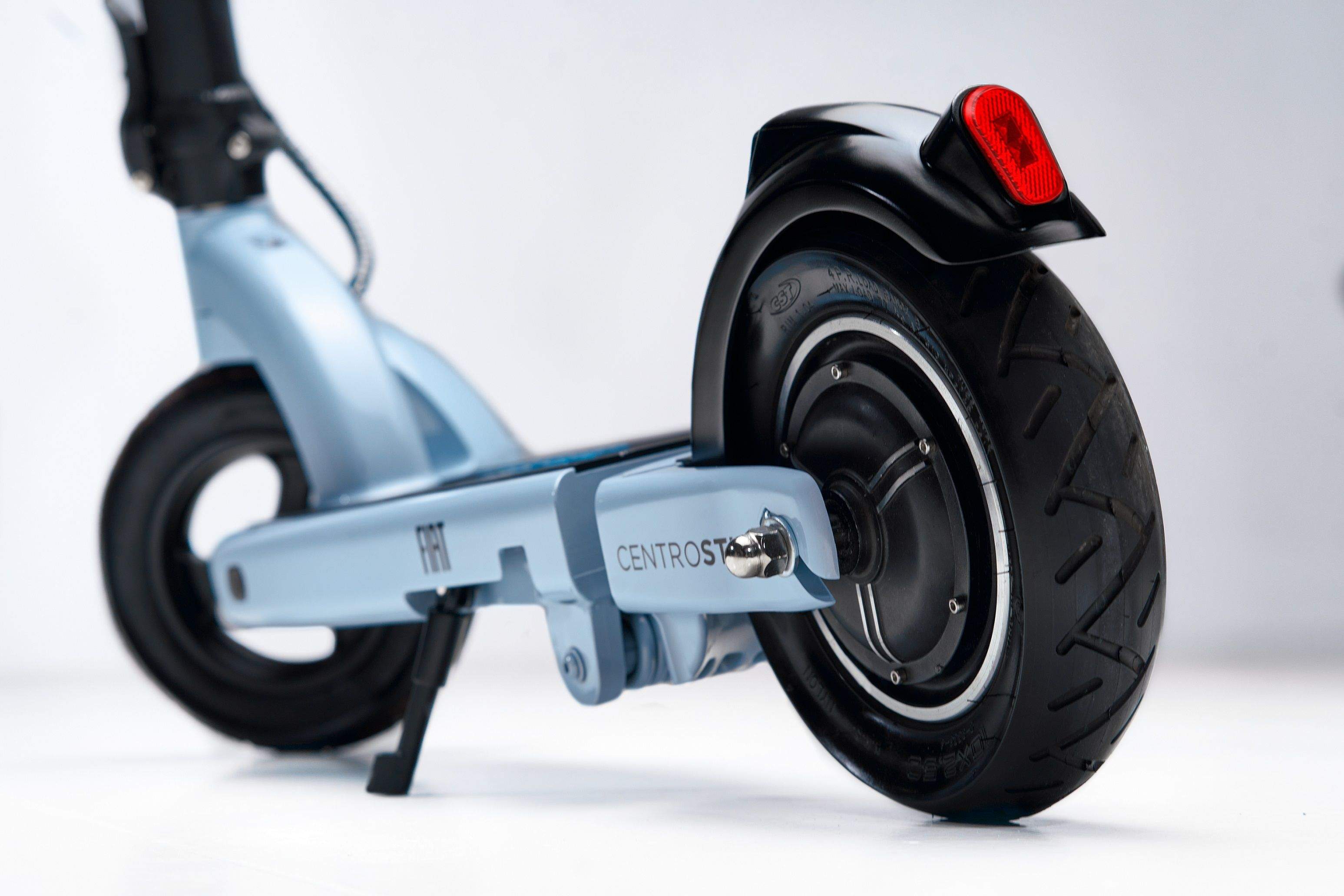 Fiat 500 Iride, el nuevo patinete eléctrico inspirado en el Fiat 500