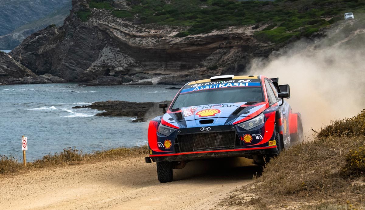 Victoria para Ott Tänak en Cerdeña, la primera para él este año. Foto: Red Bull.