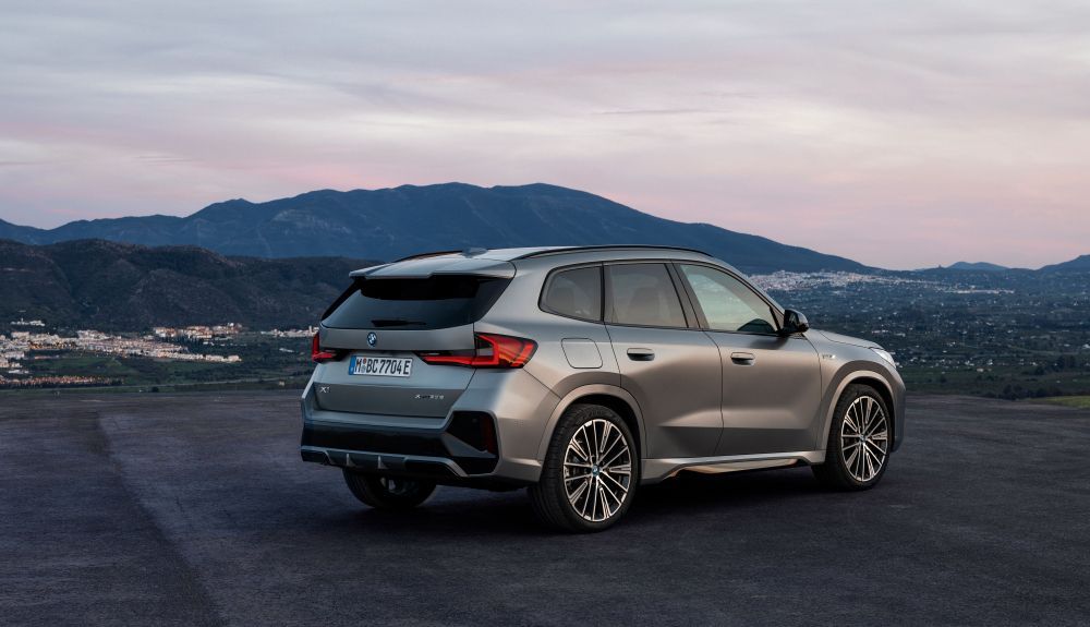 p90465628 highres the all new bmw x1 x 1 1000x575