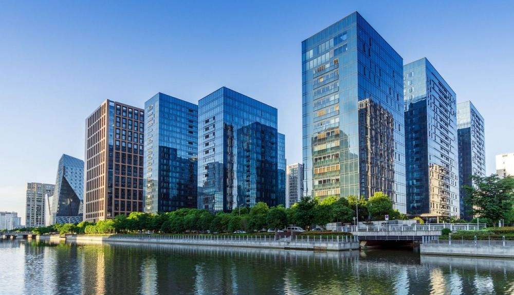 La propuesta usa ascensores y apartamentos vacíos en edificios altos para almacenar energía.