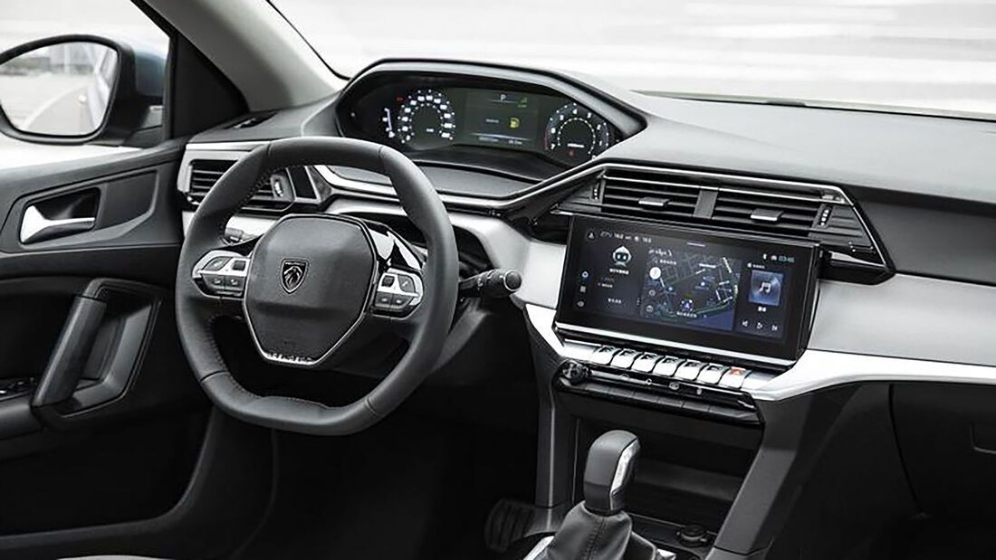 Peugeot 408 Sedán 2023 para China