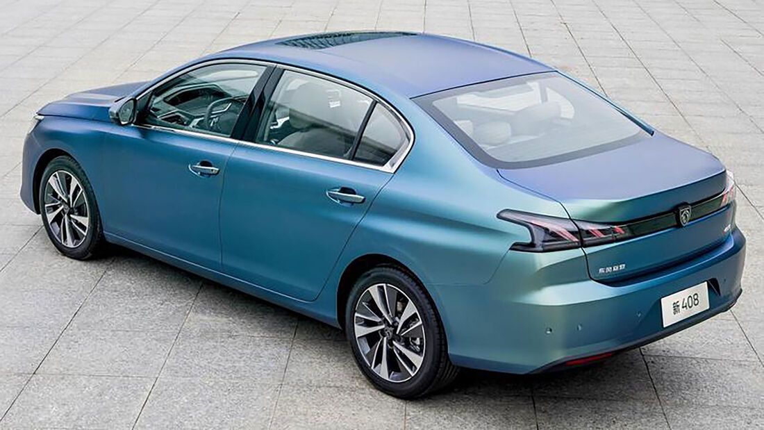 Peugeot 408 Sedán 2023 para China