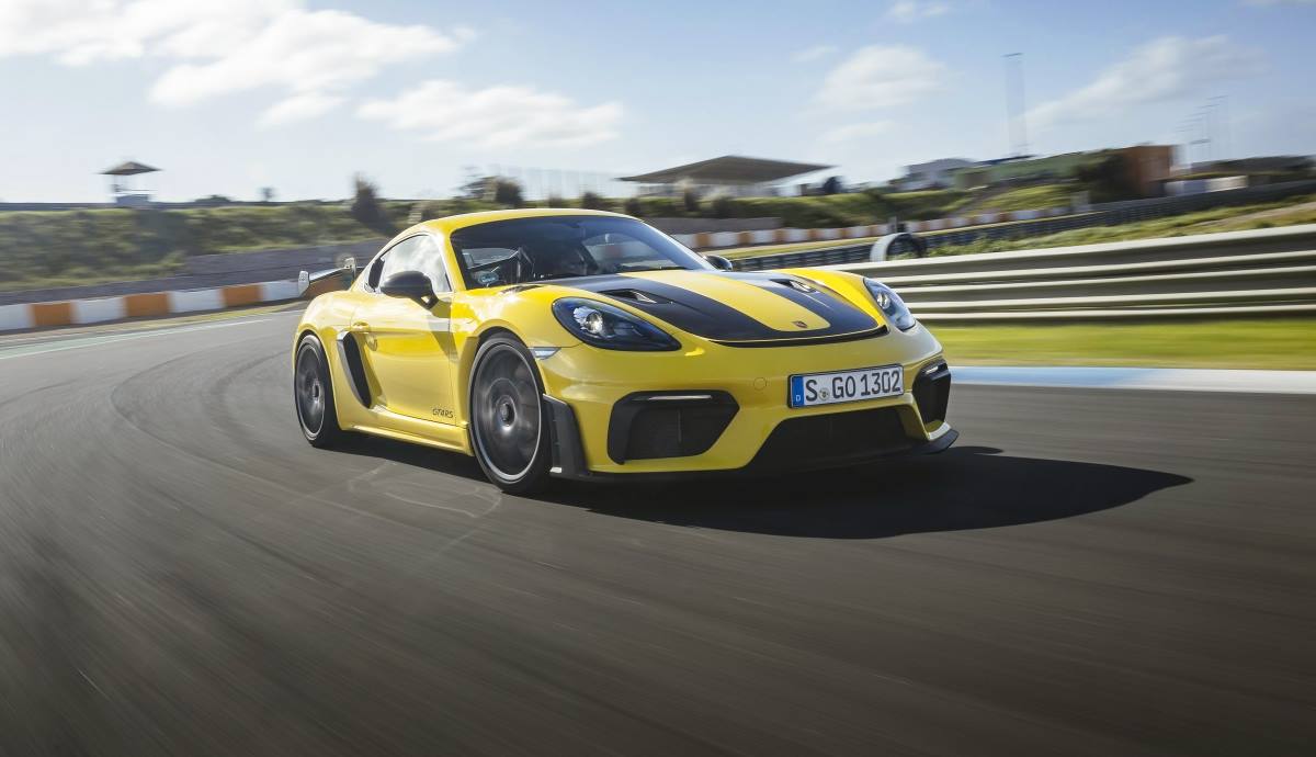 PORSCHE 718 CAYMAN GT4 RS (15)