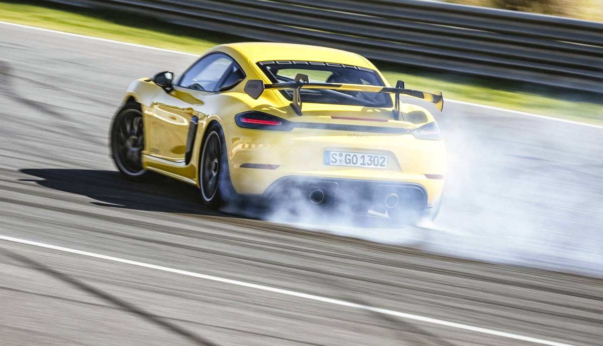 Porsche 718 Cayman GT4 RS