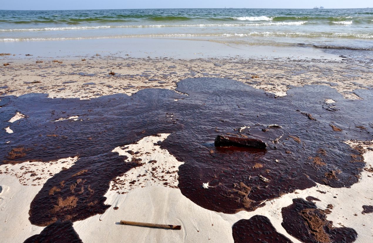 Hasta ahora se creía que la mitad de las mareas negras era consecuencia de fuentes naturales.