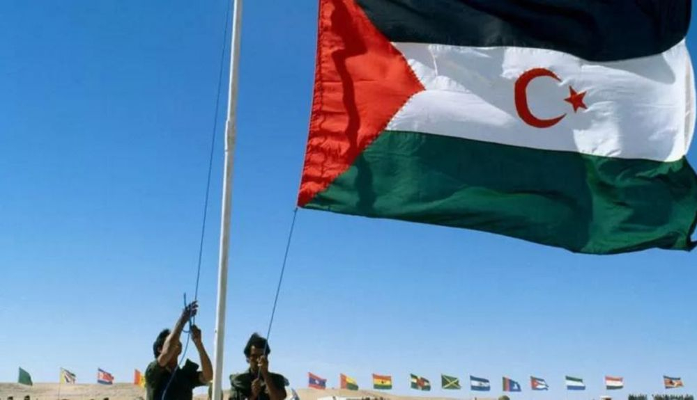En 1976, el Frente Polisario proclamó la República Árabe Saharaui Democrática. En 1976, el Frente Polisario proclamó la República Árabe Saharaui Democrática.