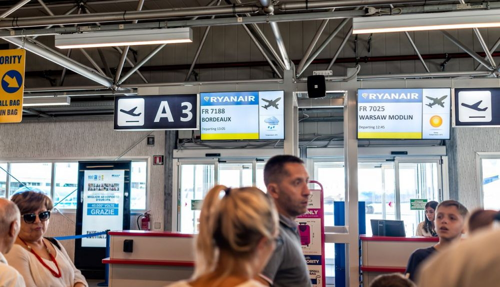 Muchos viajeros se verán afectados por los paros en las aerolíneas. Muchos viajeros se verán afectados por los paros en las aerolíneas.