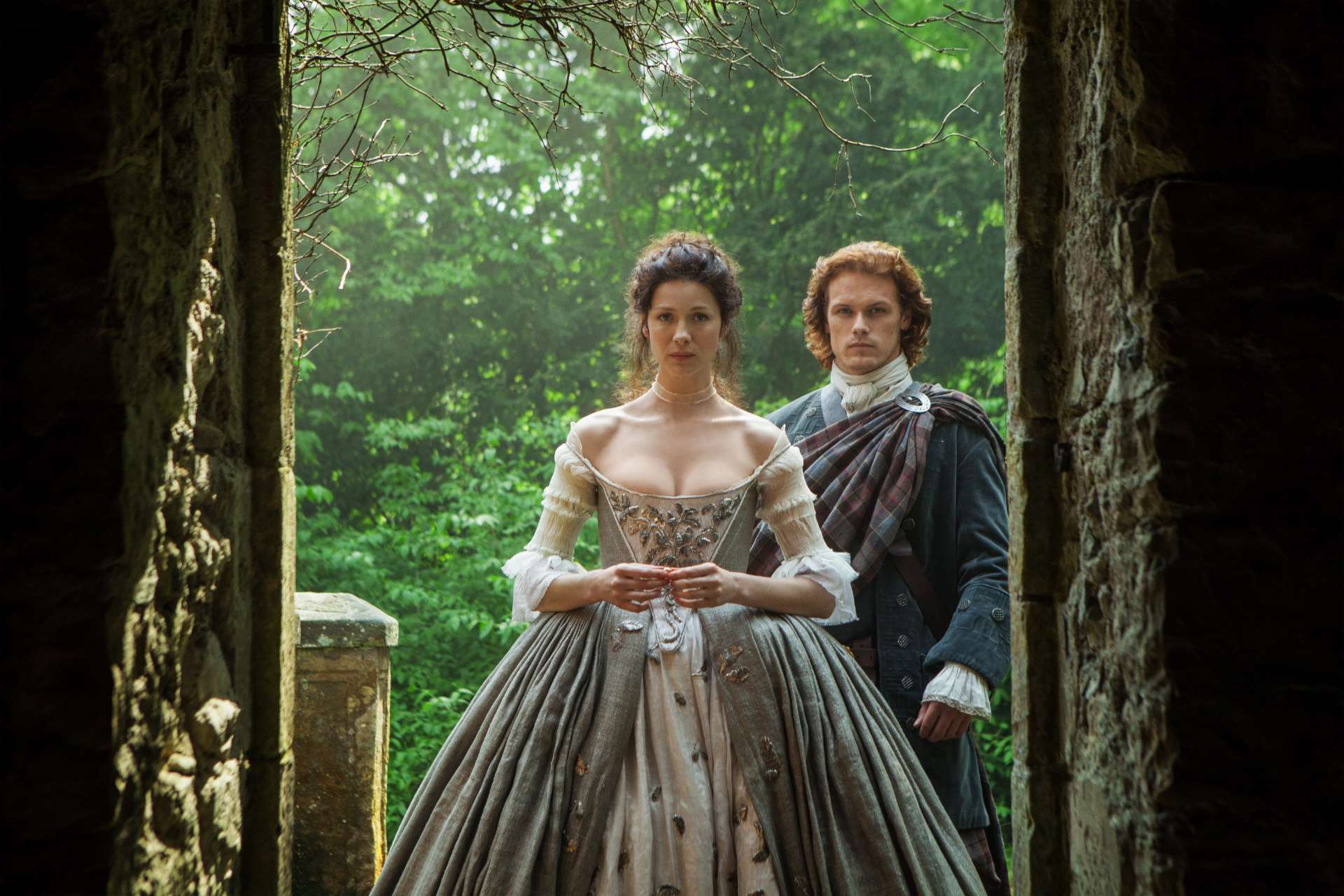 Outlander es una aclamada serie, ambientada principalmente en el siglo XVIII en Escocia.