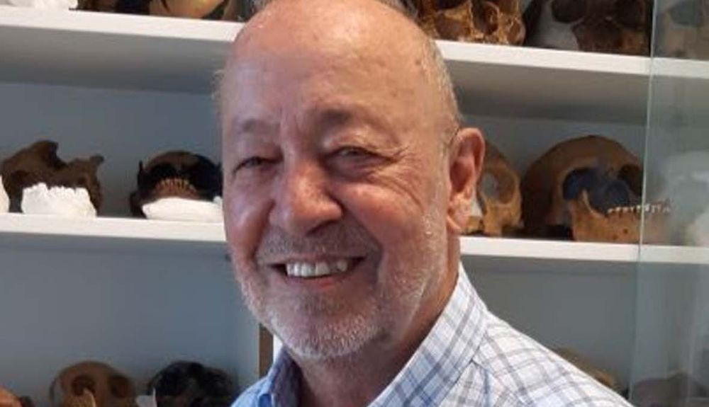 El doctor Jordi Agustí es paleontólogo especializado en la micropaleontología de vertebrados. El doctor Jordi Agustí es paleontólogo especializado en la micropaleontología de vertebrados.