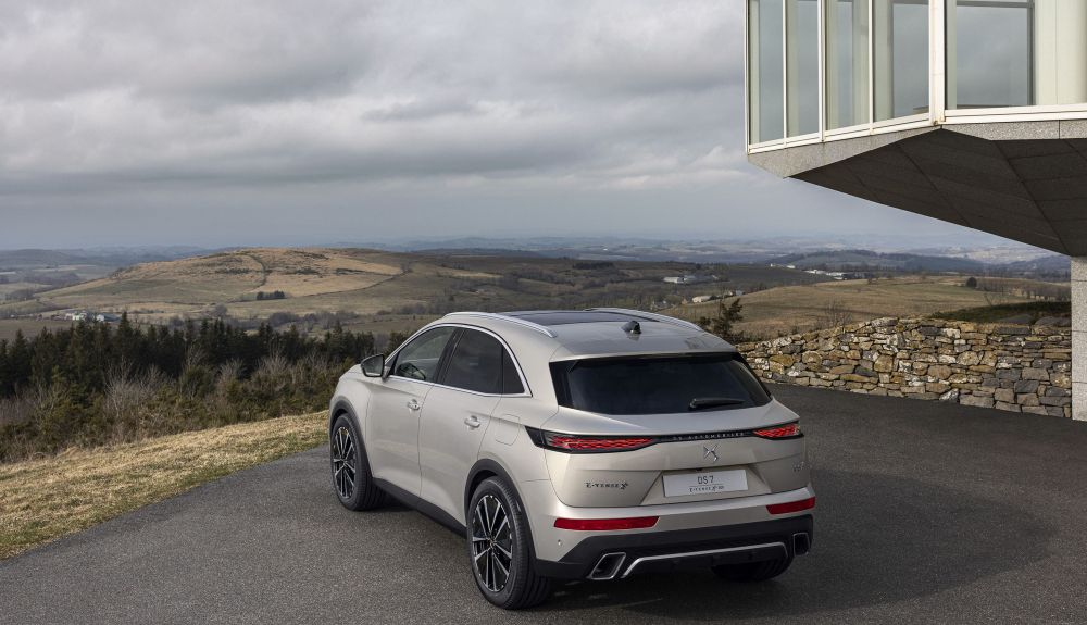 nuevo DS 7 trasera