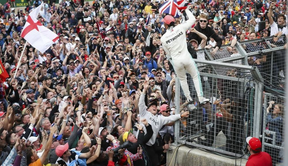 En 2019 hubo cifra récord de asistentes al circuito de Silverstone carrera que ganó Hamilton En 2019 hubo cifra récord de asistentes al circuito de Silverstone carrera que ganó Hamilton