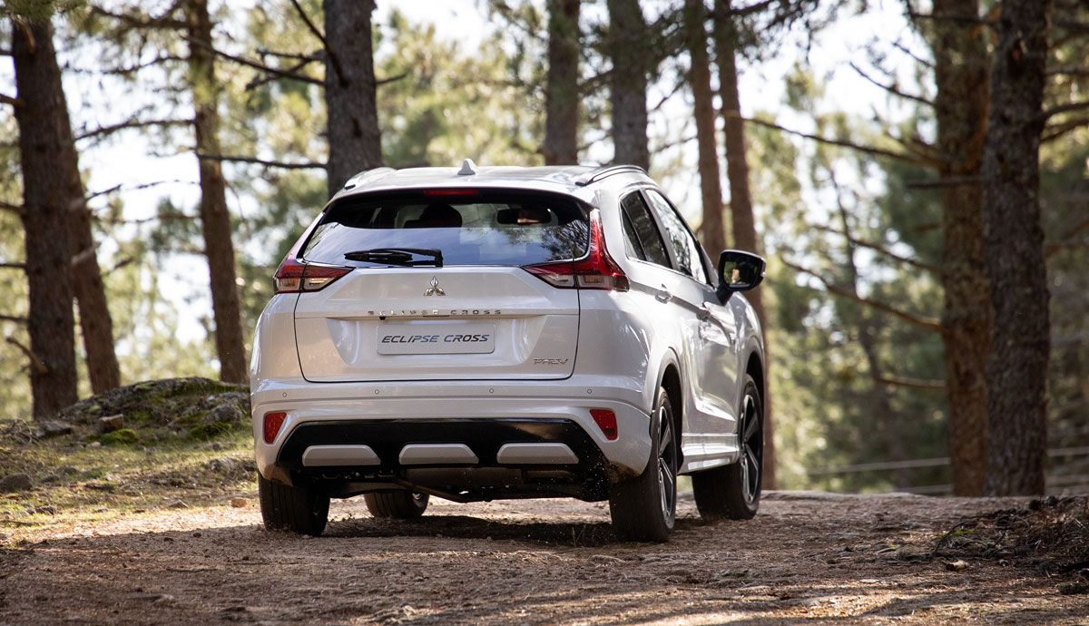 El Mitsubishi Eclipse Cross PHEV desarrolla 188 CV combinados de la parte eléctrica y la térmica.