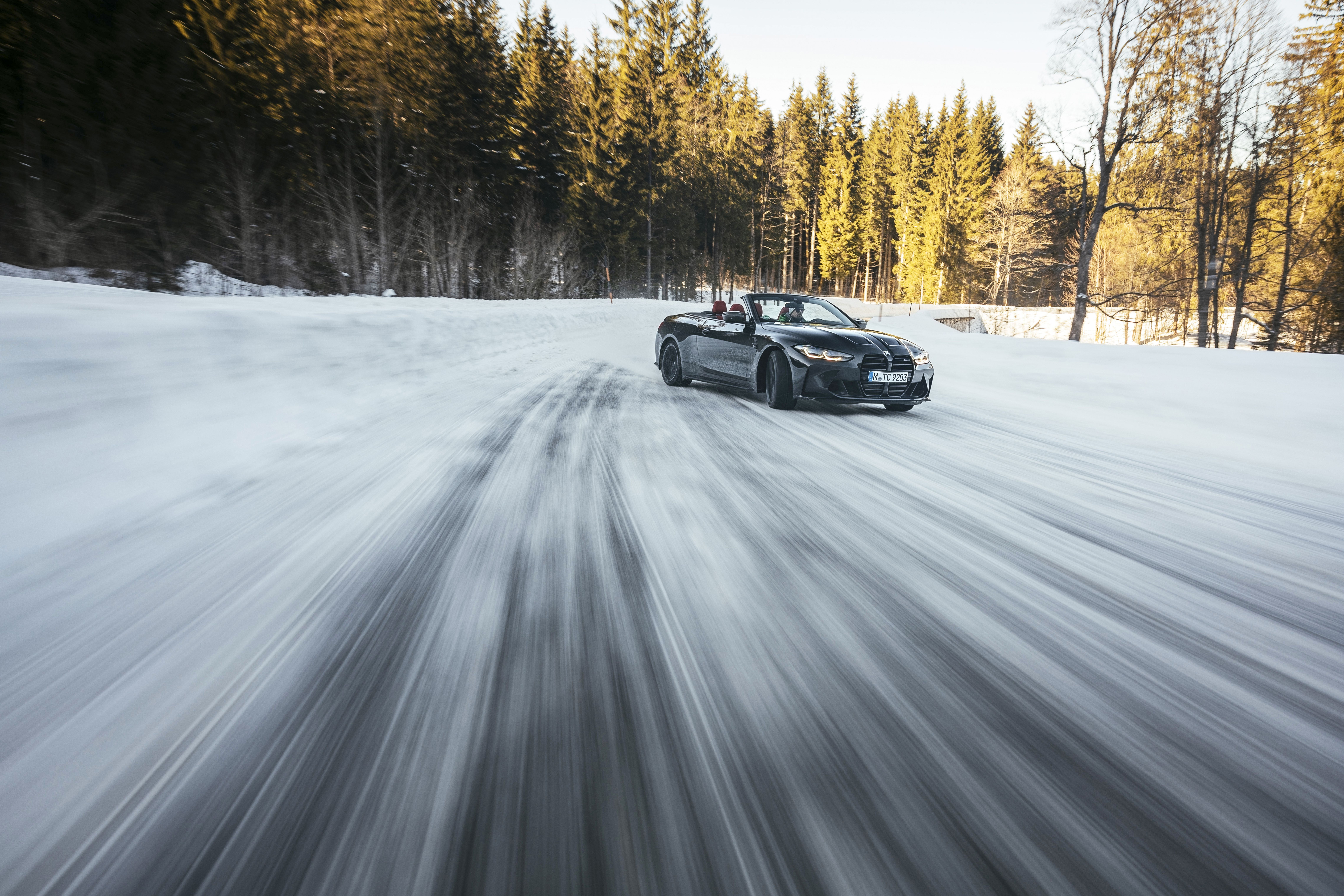 Corvette Stingray, BMW M4 Competition xDrive y Audi R8 Spyder V10 Performance 