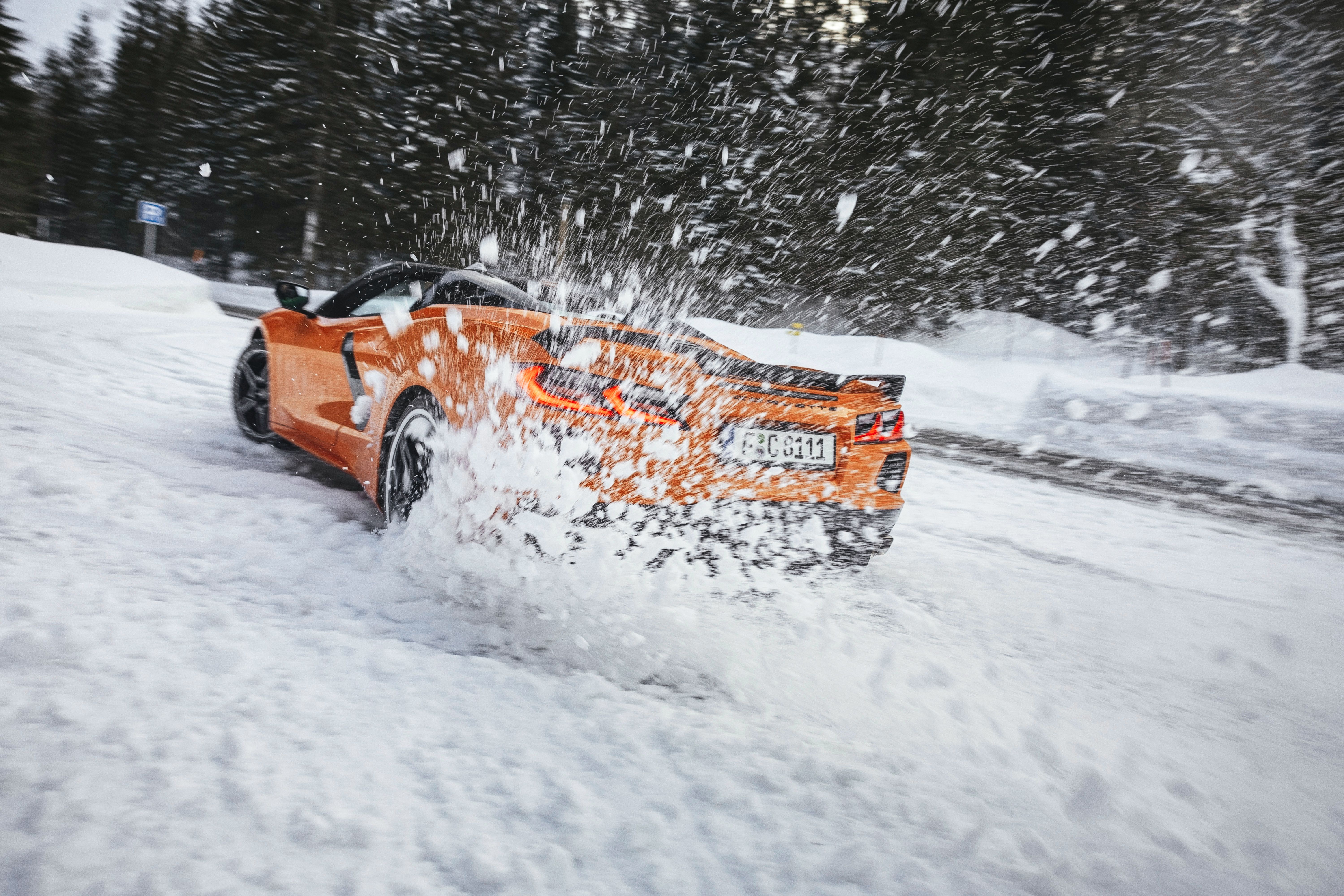 Corvette Stingray, BMW M4 Competition xDrive y Audi R8 Spyder V10 Performance 