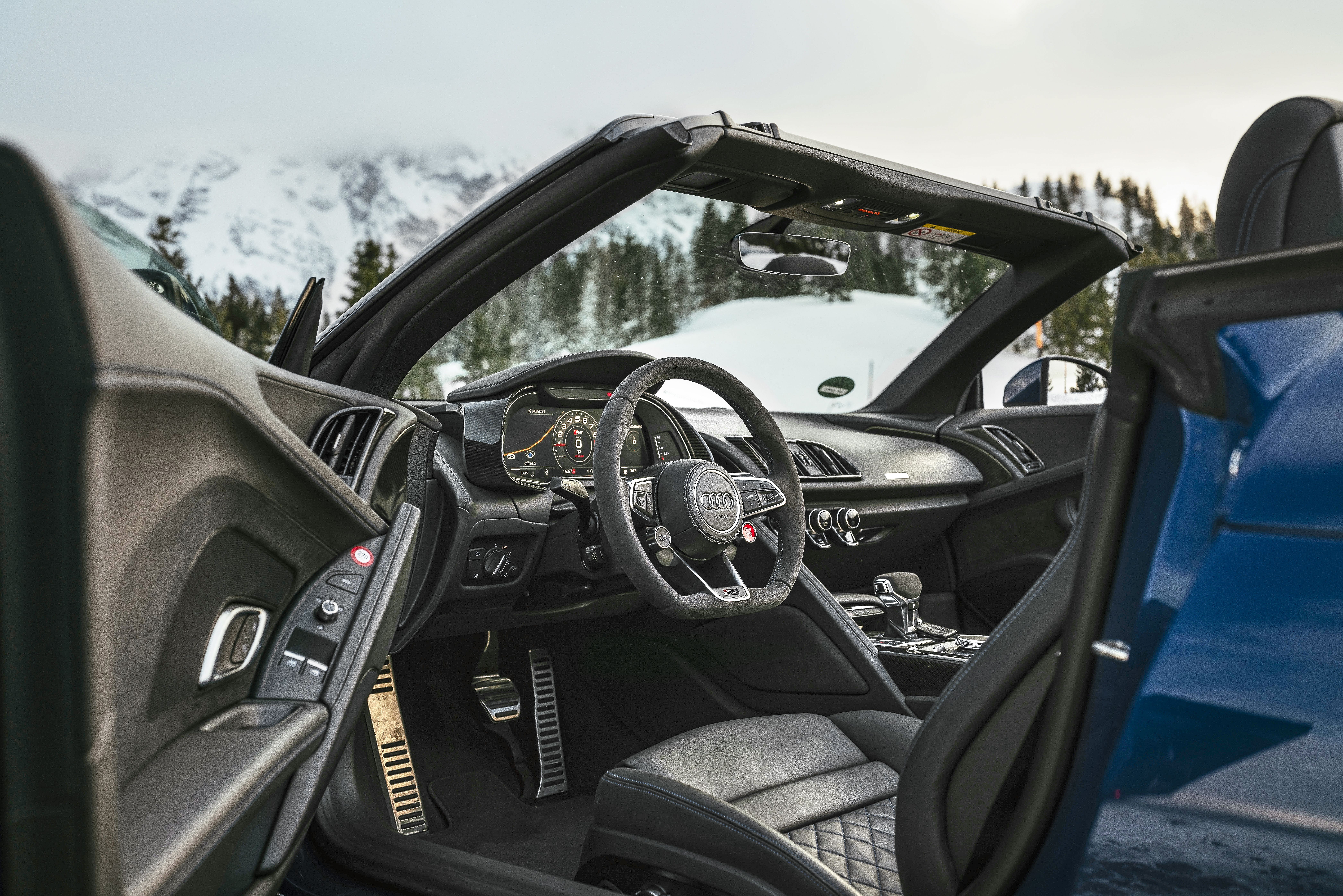 Corvette Stingray, BMW M4 Competition xDrive y Audi R8 Spyder V10 Performance 