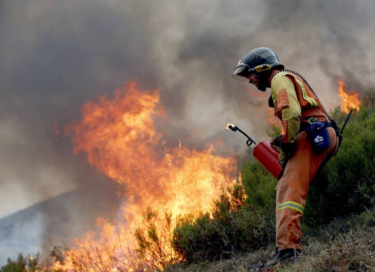 El aumento del riesgo de incendio por las condiciones meteorológicas se traduce en un aumento muy significativo de las emisiones de CO2.
