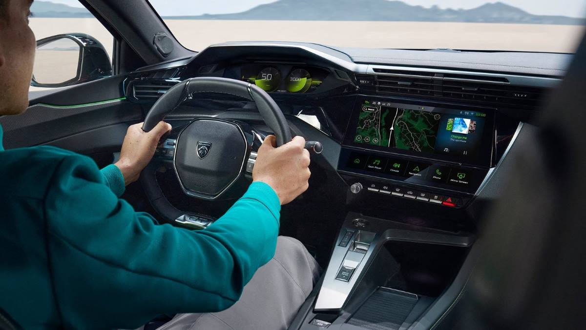 Peugeot 408 8