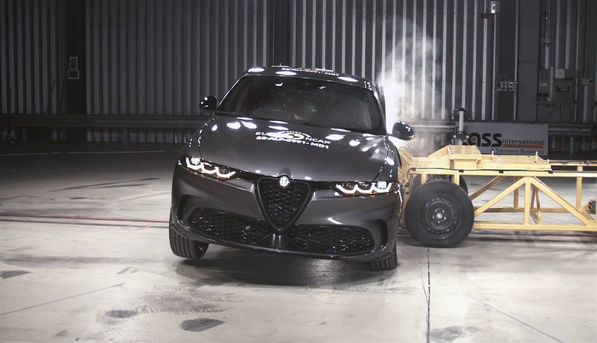 Alfa Romeo Tonale 2