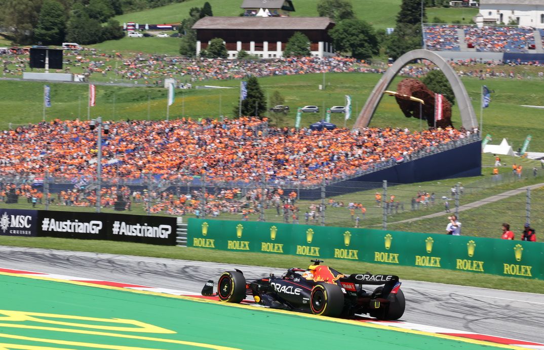 MaxVerstappen (Red Bull) fue el más rápido de la FP1