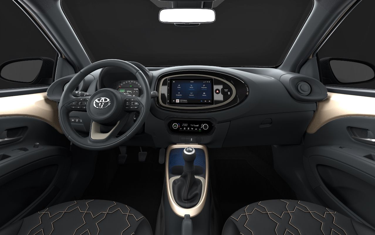 Nuevo Toyota Aygo X Cross Chic 