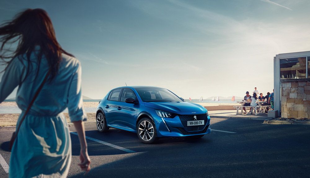 Peugeot e-208