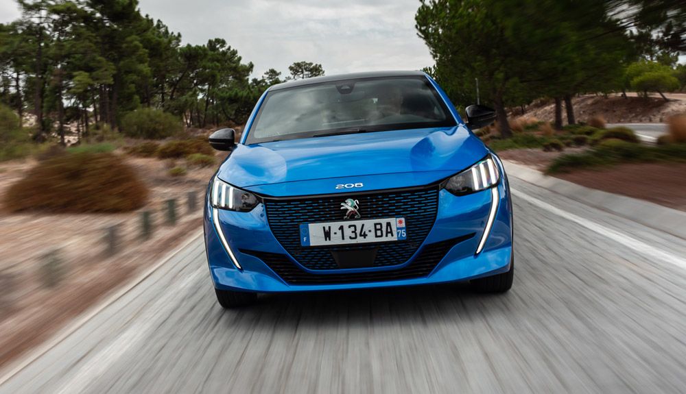 Peugeot e-208