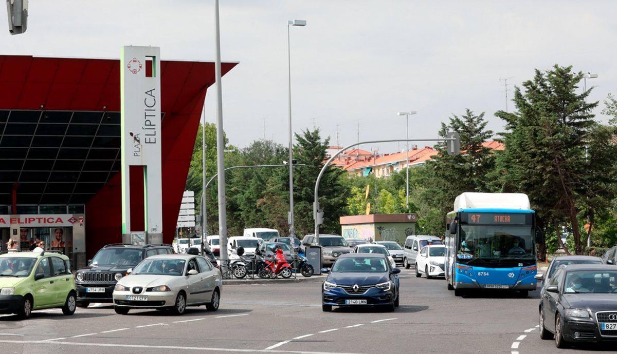 De la A a la Z, las 149 ciudades españolas donde el 75 por ciento de los coches en 2023 no podrán circular