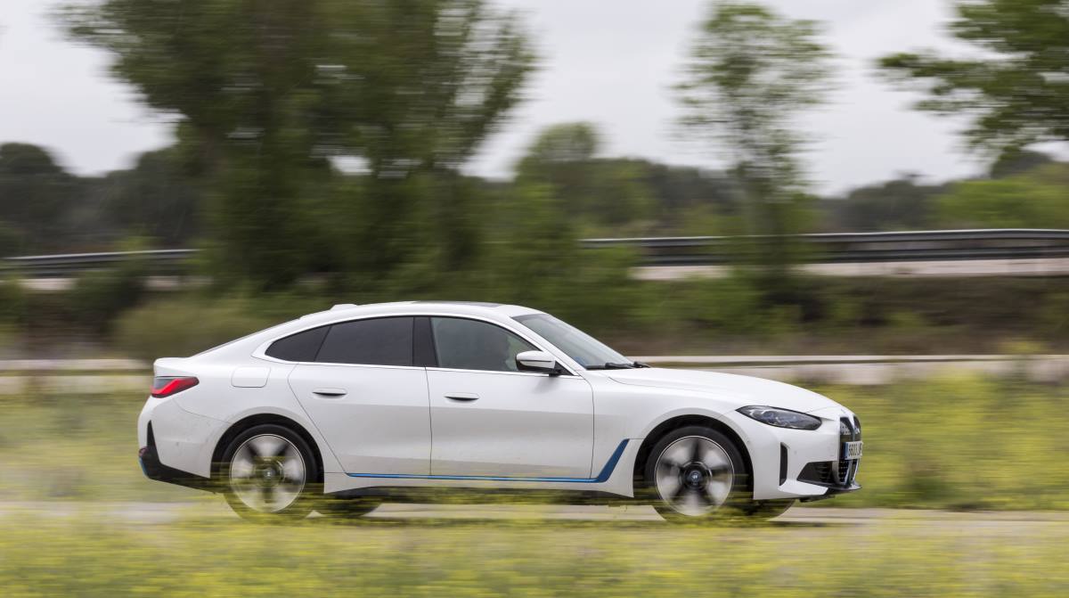 BMW i4 Master Test Internacional 4