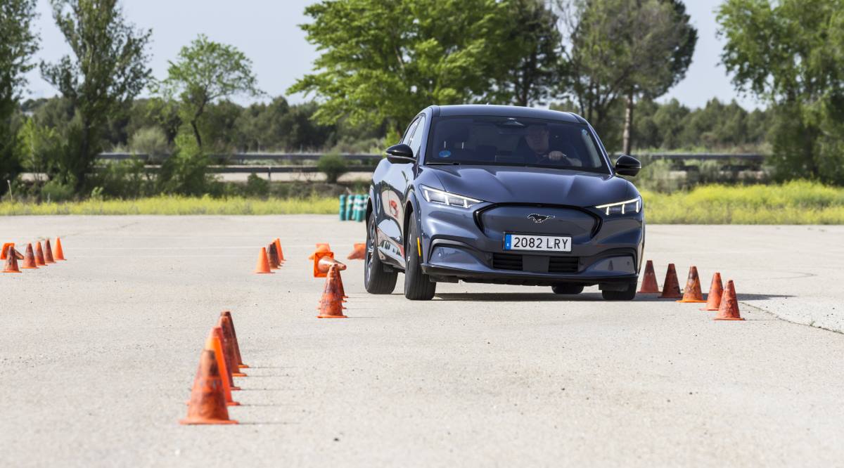 Ford Mustang Mach e Master Test International