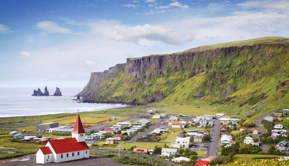 Islandia tiene municipios pequeños.