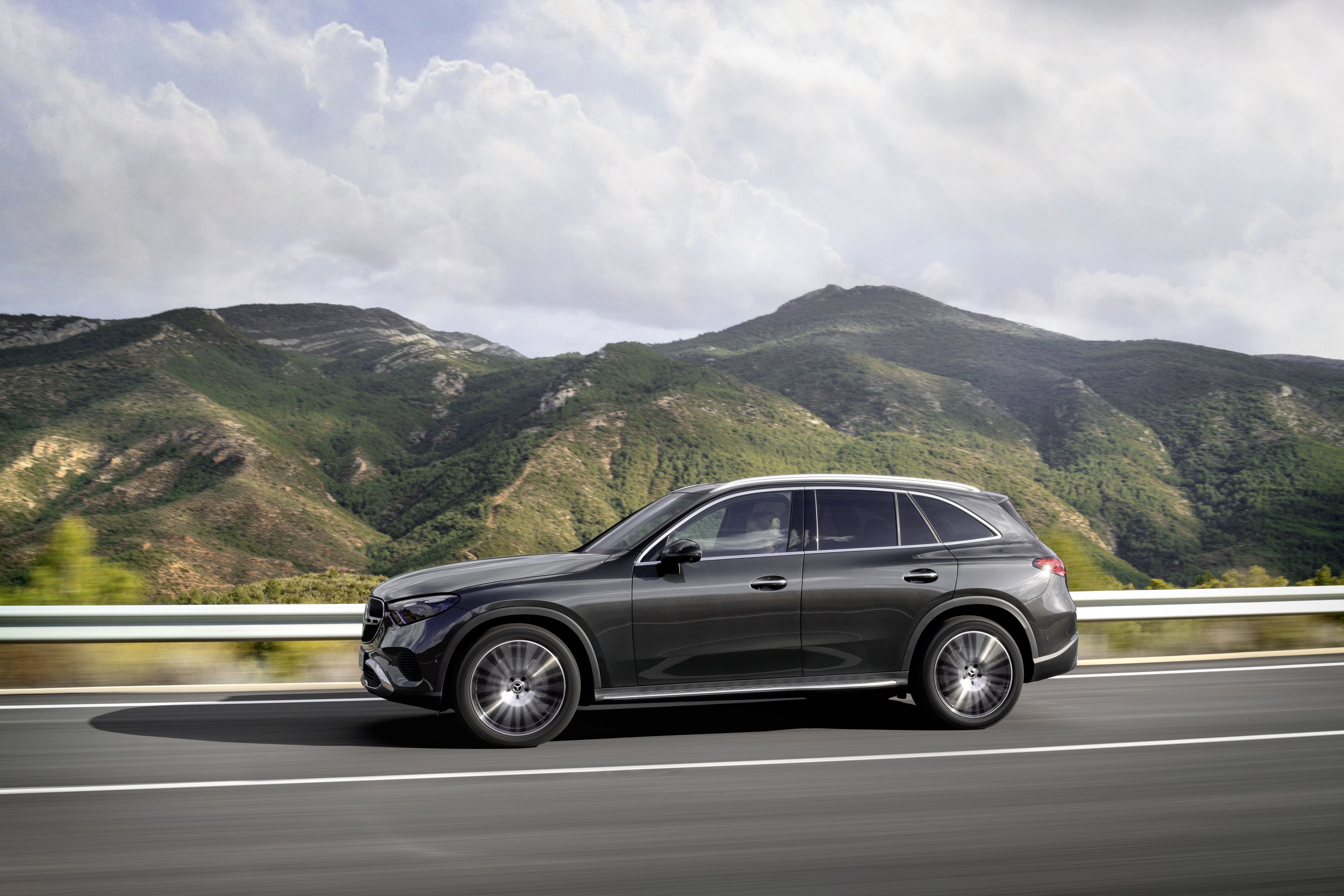 Mercedes GLC 2023 