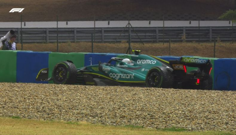 Sebastian Vettel provocó la interrupción de la sesión con bandera roja Sebastian Vettel provocó la interrupción de la sesión con bandera roja
