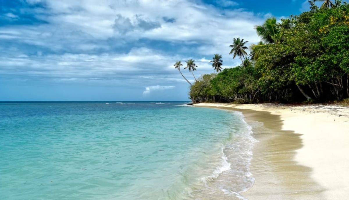 En Cabo Rojo, en la costa suroeste de Puerto Rico, se encuentra la playa Buyé, una de las más atractivas del país.