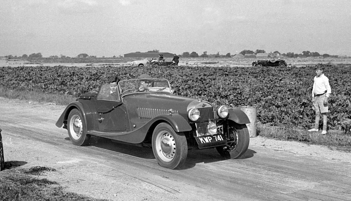 021 Morgan 4 4 1952