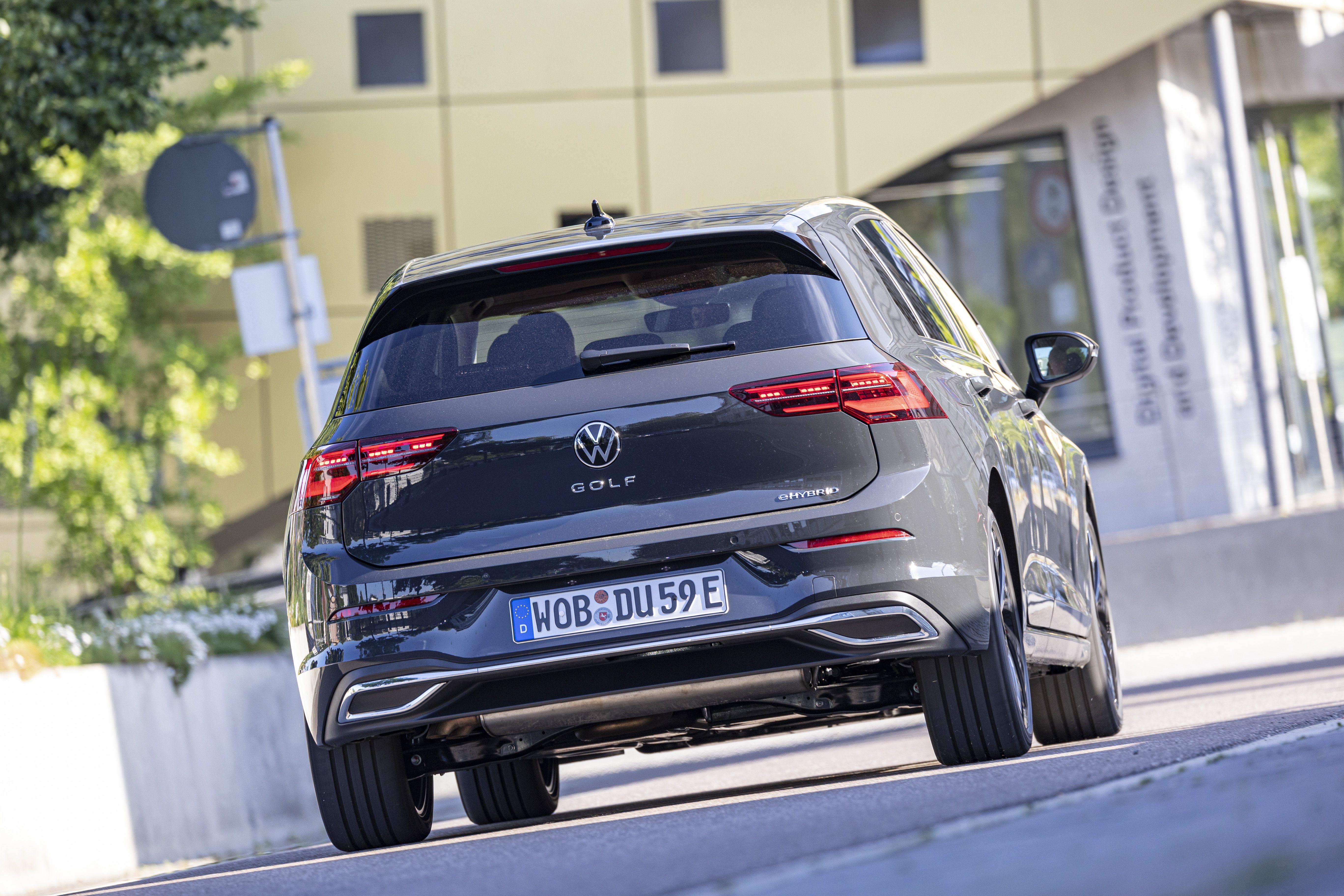 VW Golf e-hybrid