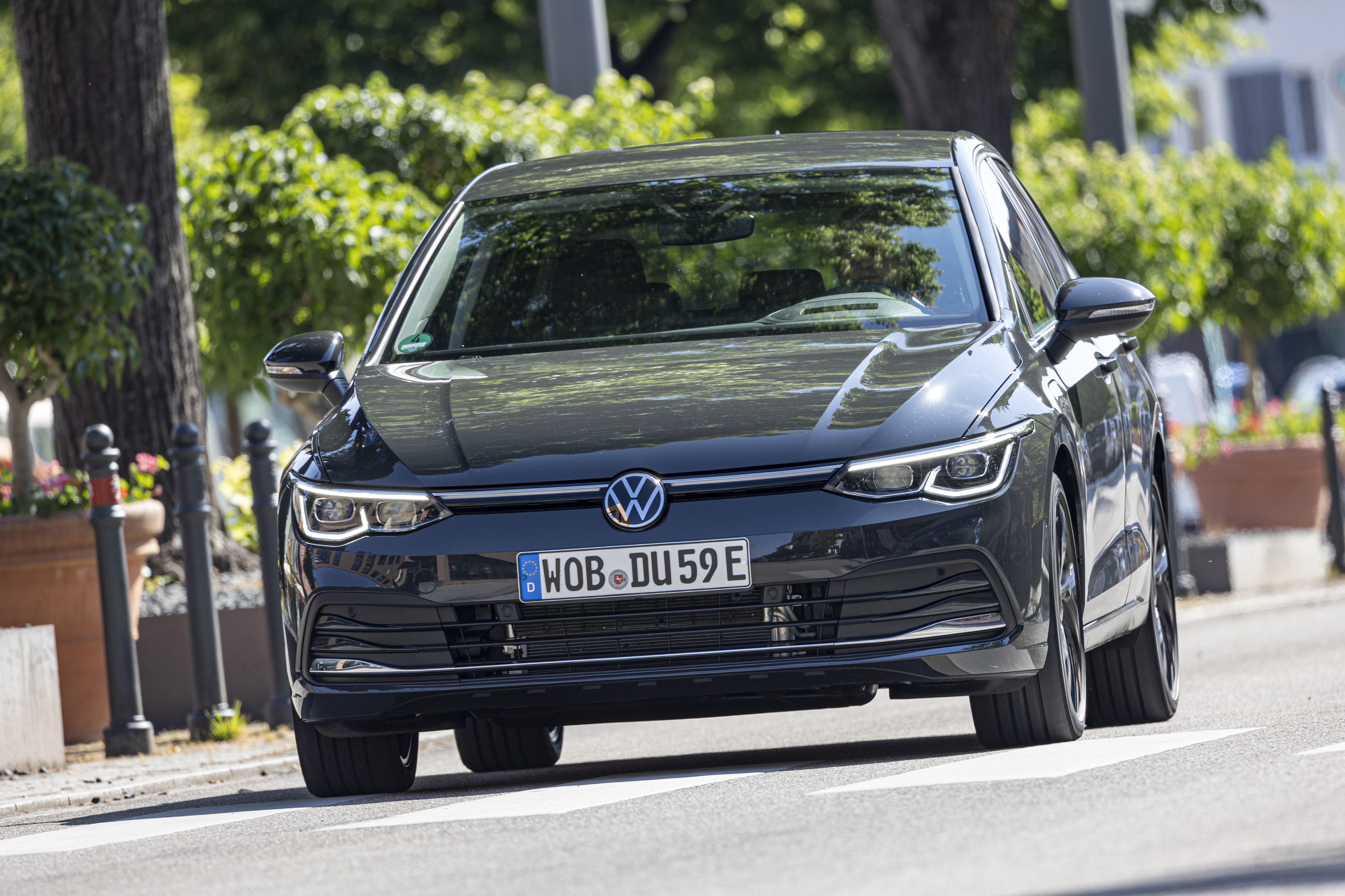 VW Golf e-hybrid