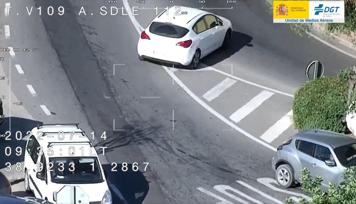 Más vigilancia aérea, la DGT intensifica los controles y las multas en estas carreteras