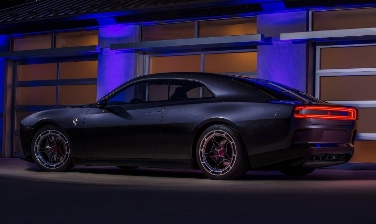 Dodge Charger Daytona SRT Concept 6