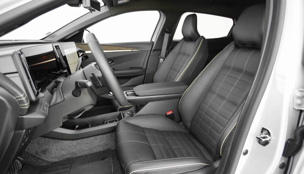 renault megane e tech electric 2 1 1000x575
