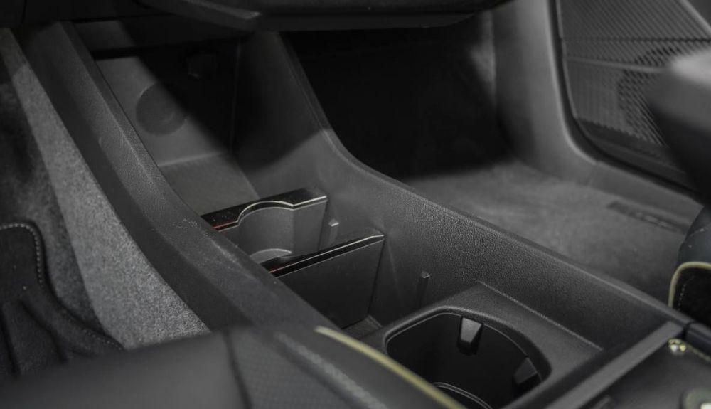 renault megane e tech electric 18 1 1000x575