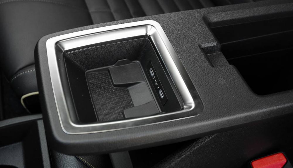 renault megane e tech electric 19 1 1000x575