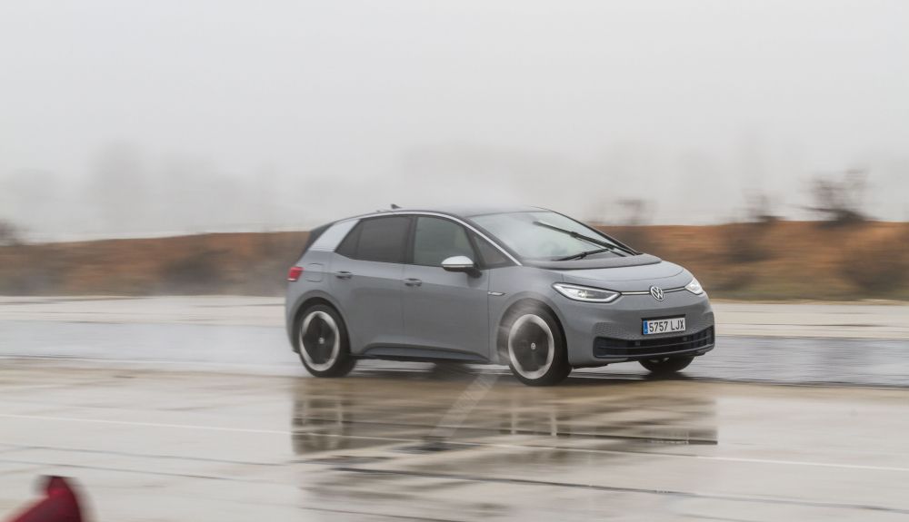 vw id 3 finalista a coche del ano en europa 2021 15 1 1000x575
