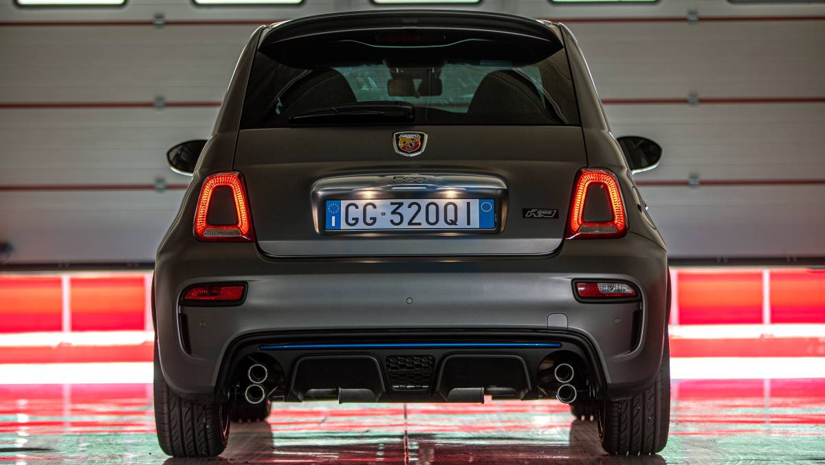 Abarth F595 2021 6