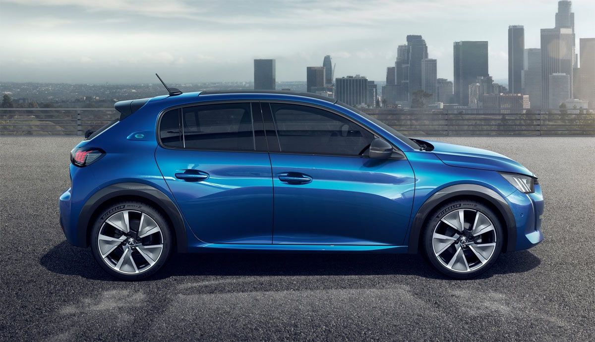 Peugeot e-208