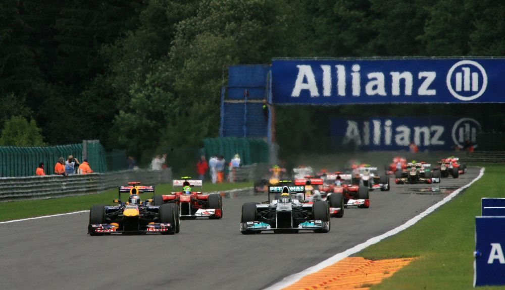 Carrera del GP de Bélgica de 2011 en la que se produjo el mayor número de adelantamientos Carrera del GP de Bélgica de 2011 en la que se produjo el mayor número de adelantamientos