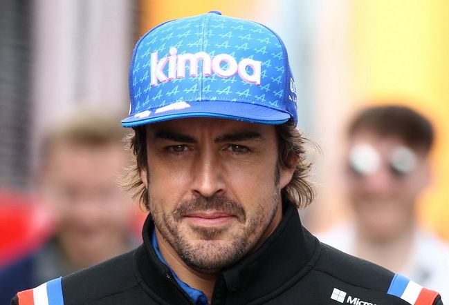 Fernando Alonso dio pronto el "sí, quiero" a Aston Martin
