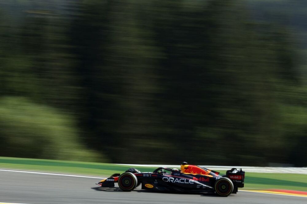 Max Verstappen ganó la carrera tras protagonizar una gran remontada