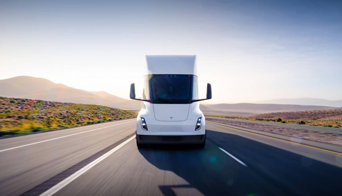 Tesla Semi 2